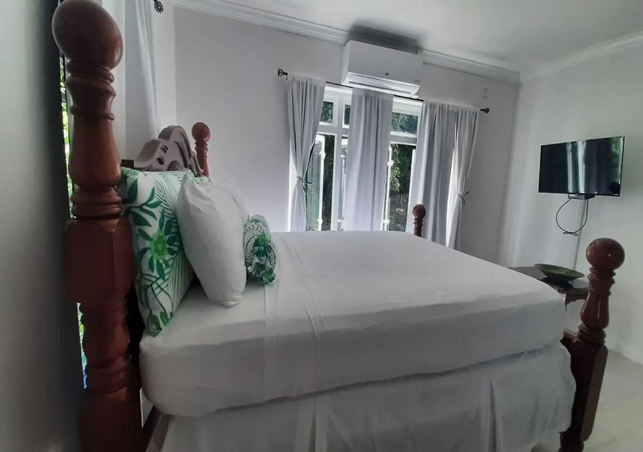 Bon Esprit Villas Gros Islet 0*,